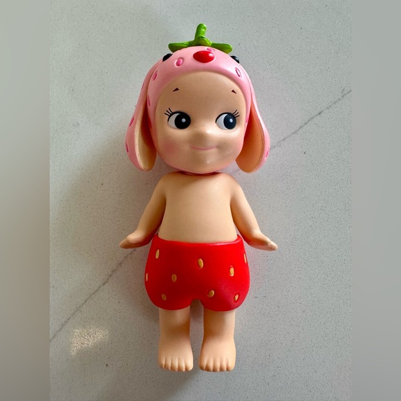 Sonny Angel Strawberry Love Series - Lop Bunny Ears 🐰 New - Picture 2 of 8